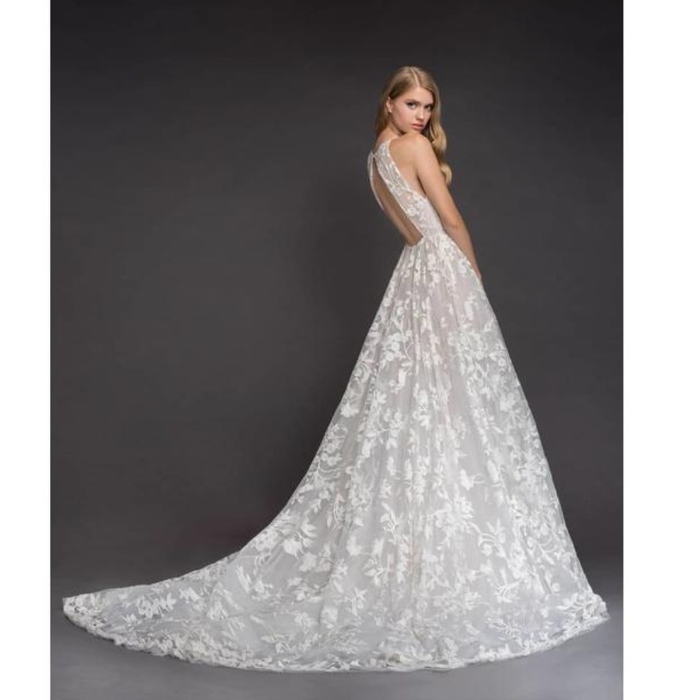 Hayley Paige Fleur De Lis Wedding Dress